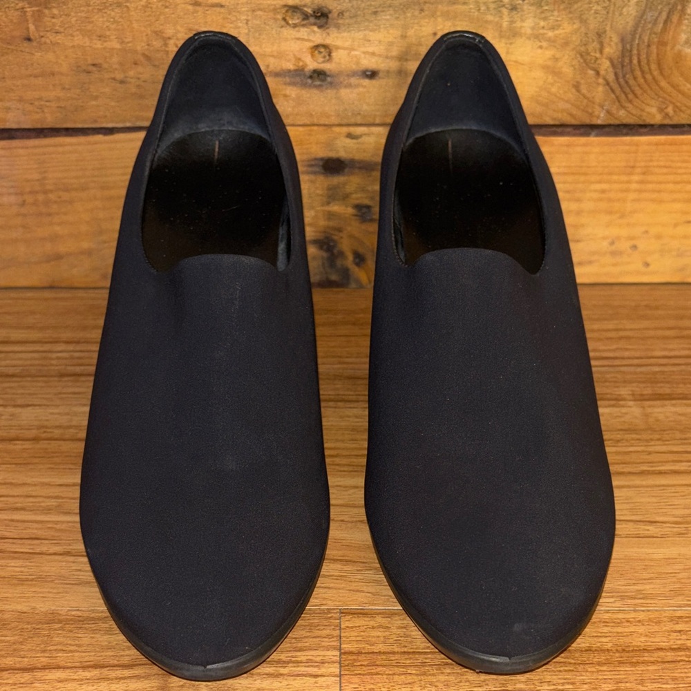 Ecco Women's Black Slip-On Heels - Picture 4 of 10